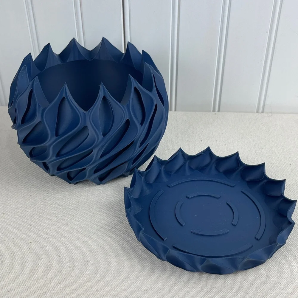 Modern Geometric Planter Pot, Twisted Planter Pot, Small Indoor Flower Pot